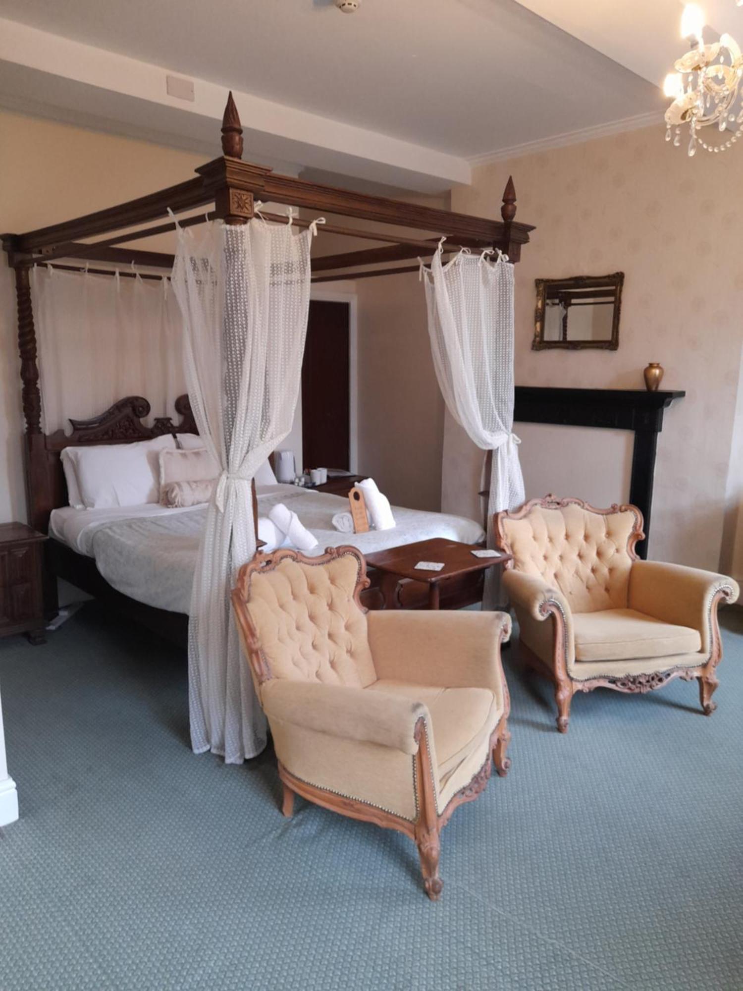The Bank House Hotel Uttoxeter Eksteriør bilde