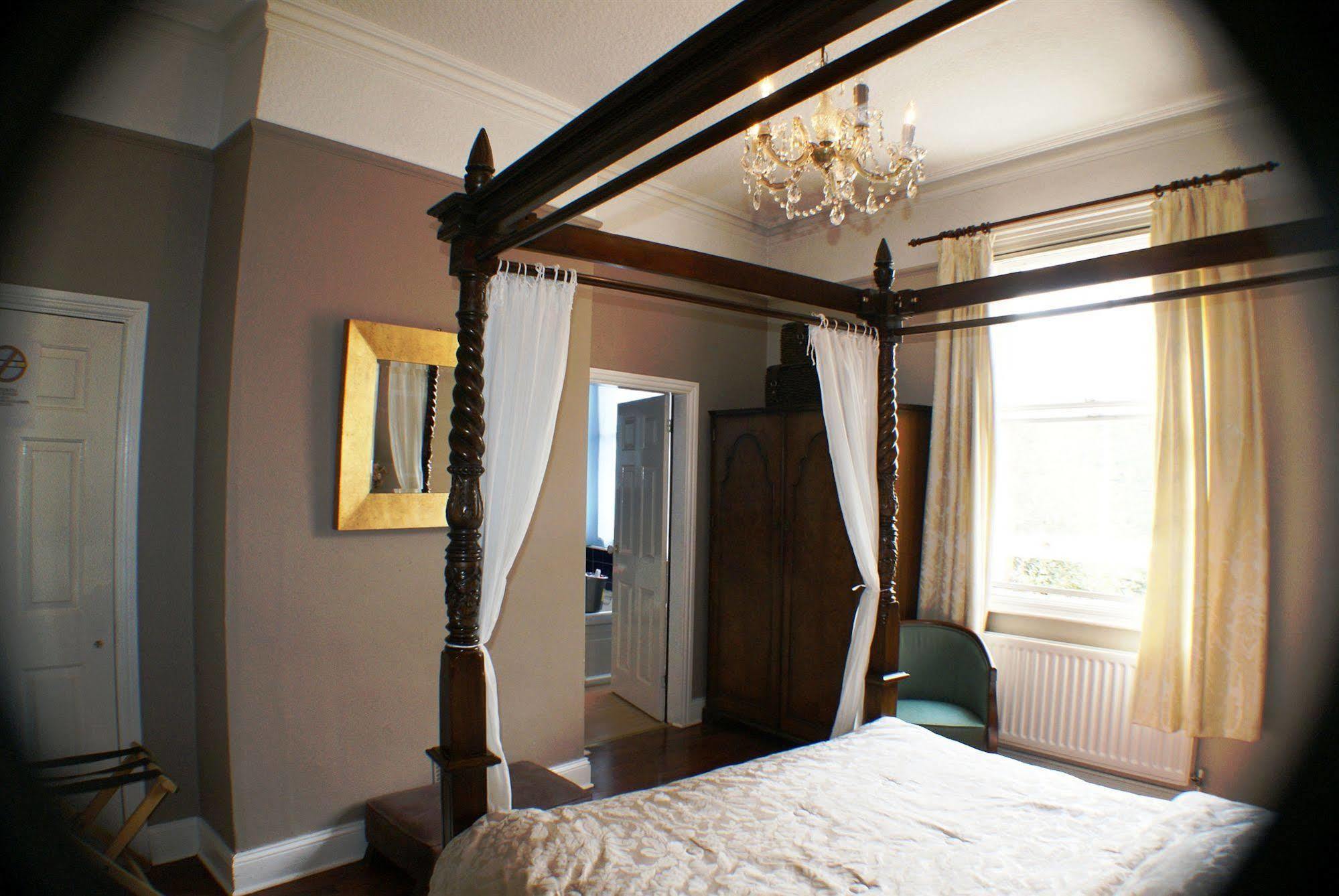 The Bank House Hotel Uttoxeter Eksteriør bilde